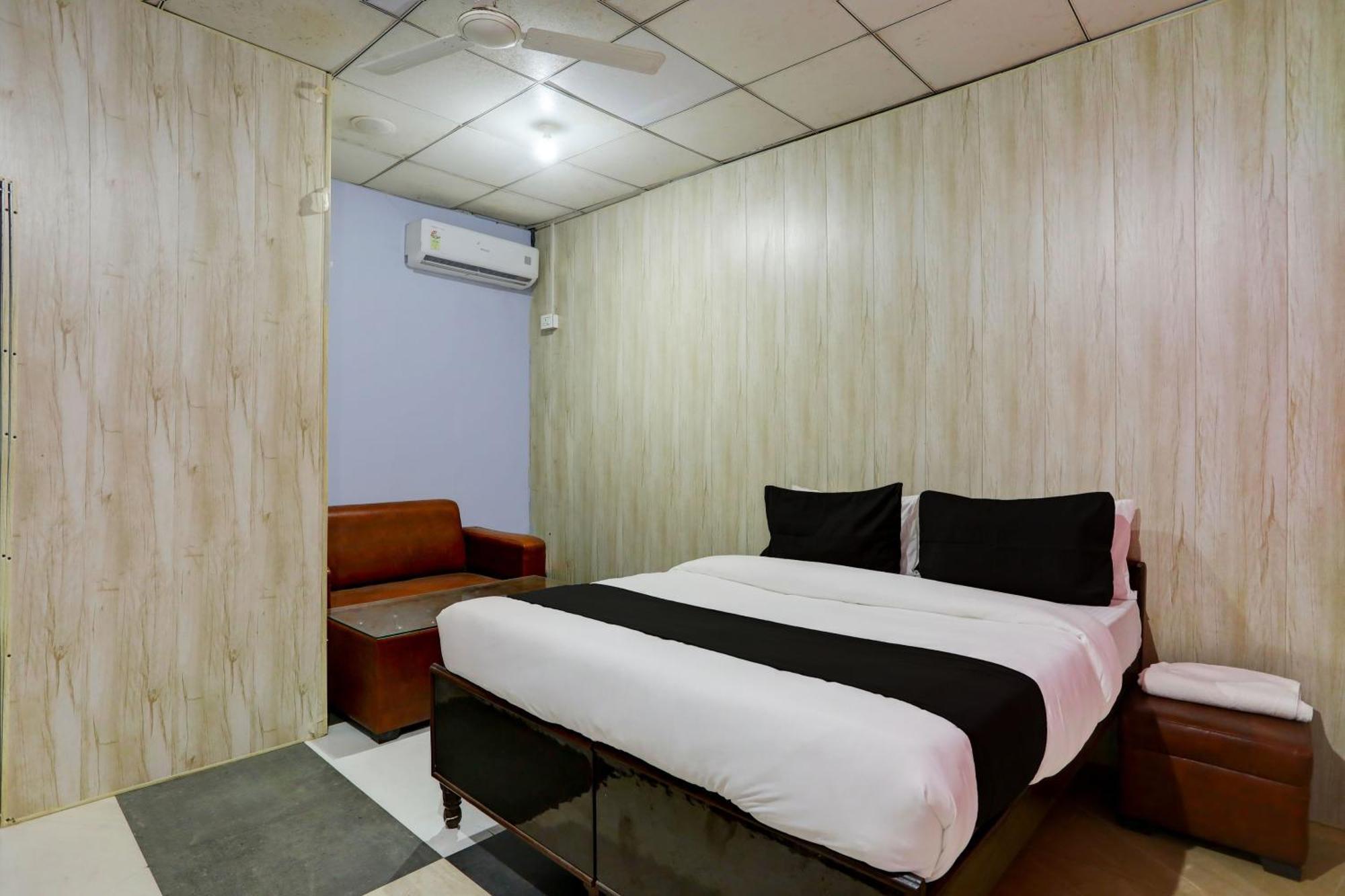 Collection O Harsh Hotel & Restaurant Bhiwadi Eksteriør bilde