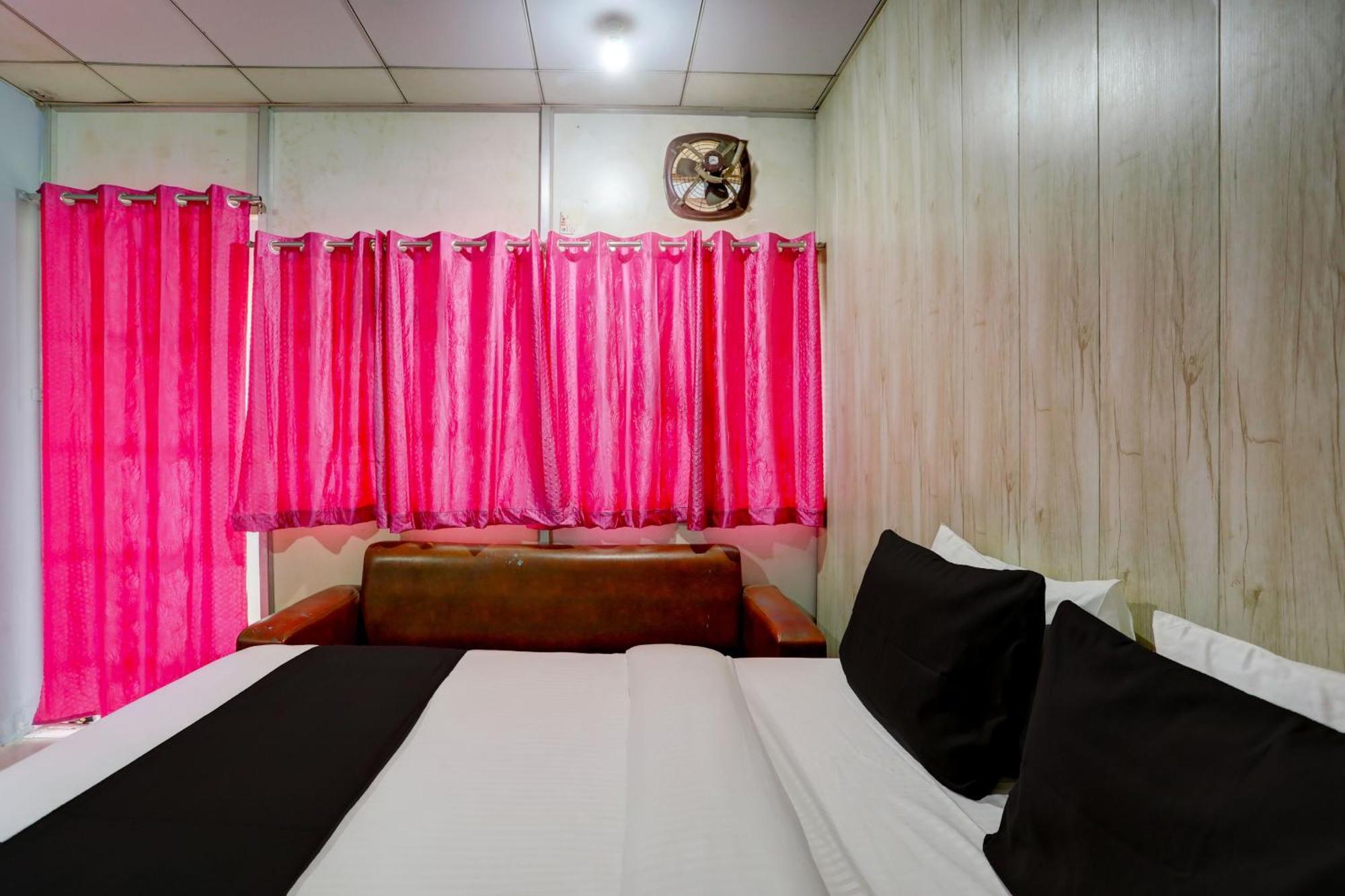 Collection O Harsh Hotel & Restaurant Bhiwadi Eksteriør bilde